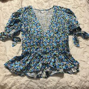 Top Shop short sleeve top